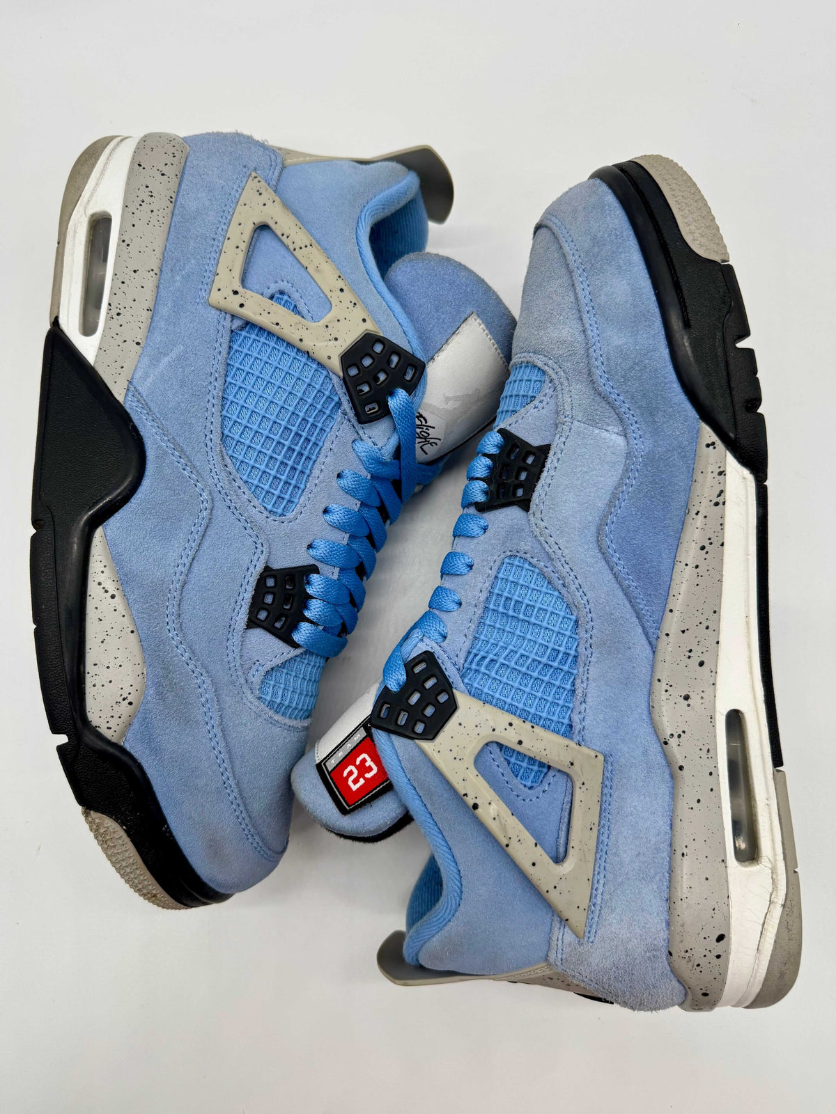 Jordan 4 University Blue