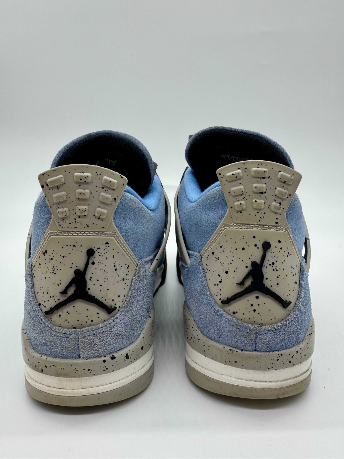 Jordan 4 University Blue