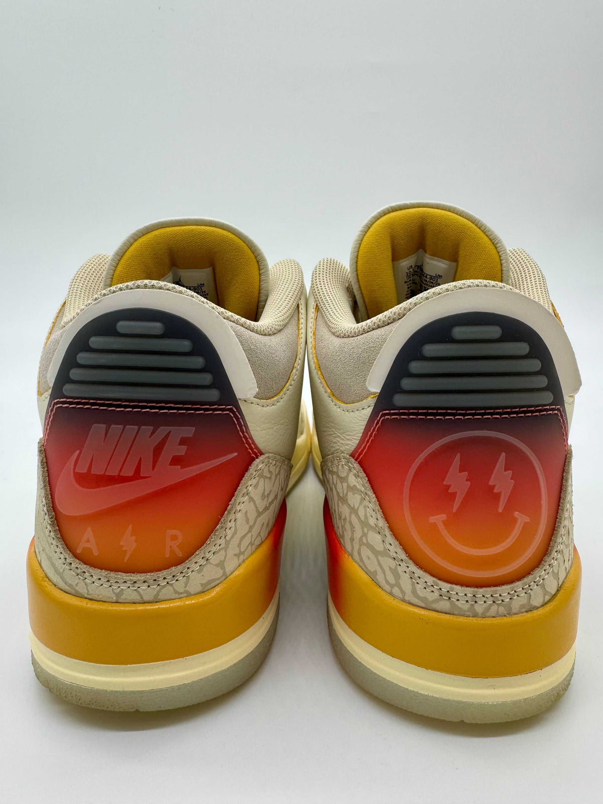 Jordan 3 SP J Balvin Medellin Sunset