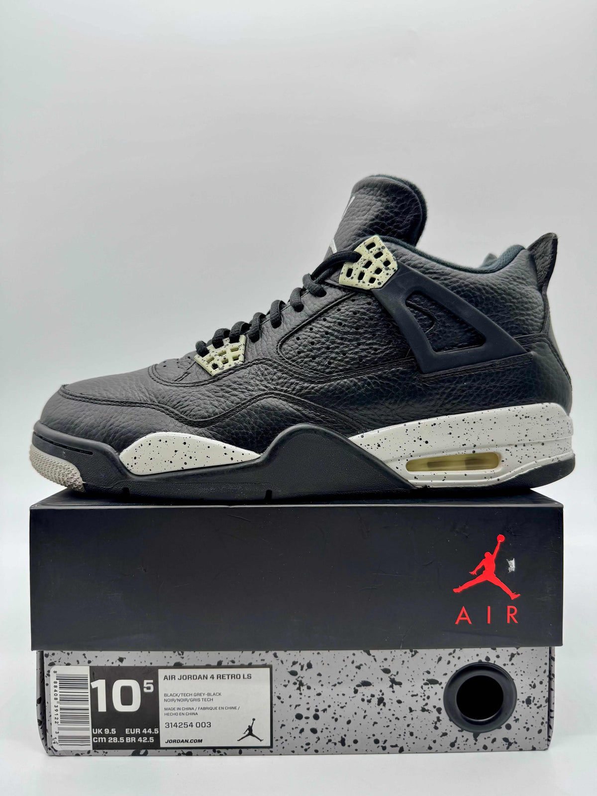 Jordan 4 Oreo (2015)