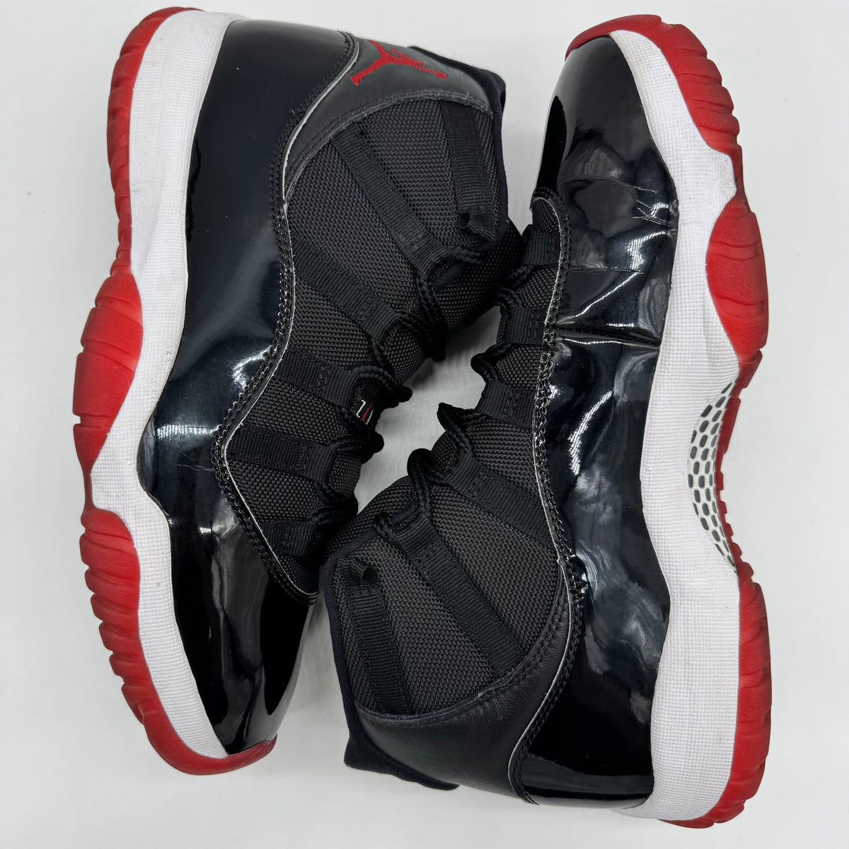 Jordan 11 Playoffs Bred (2019)
