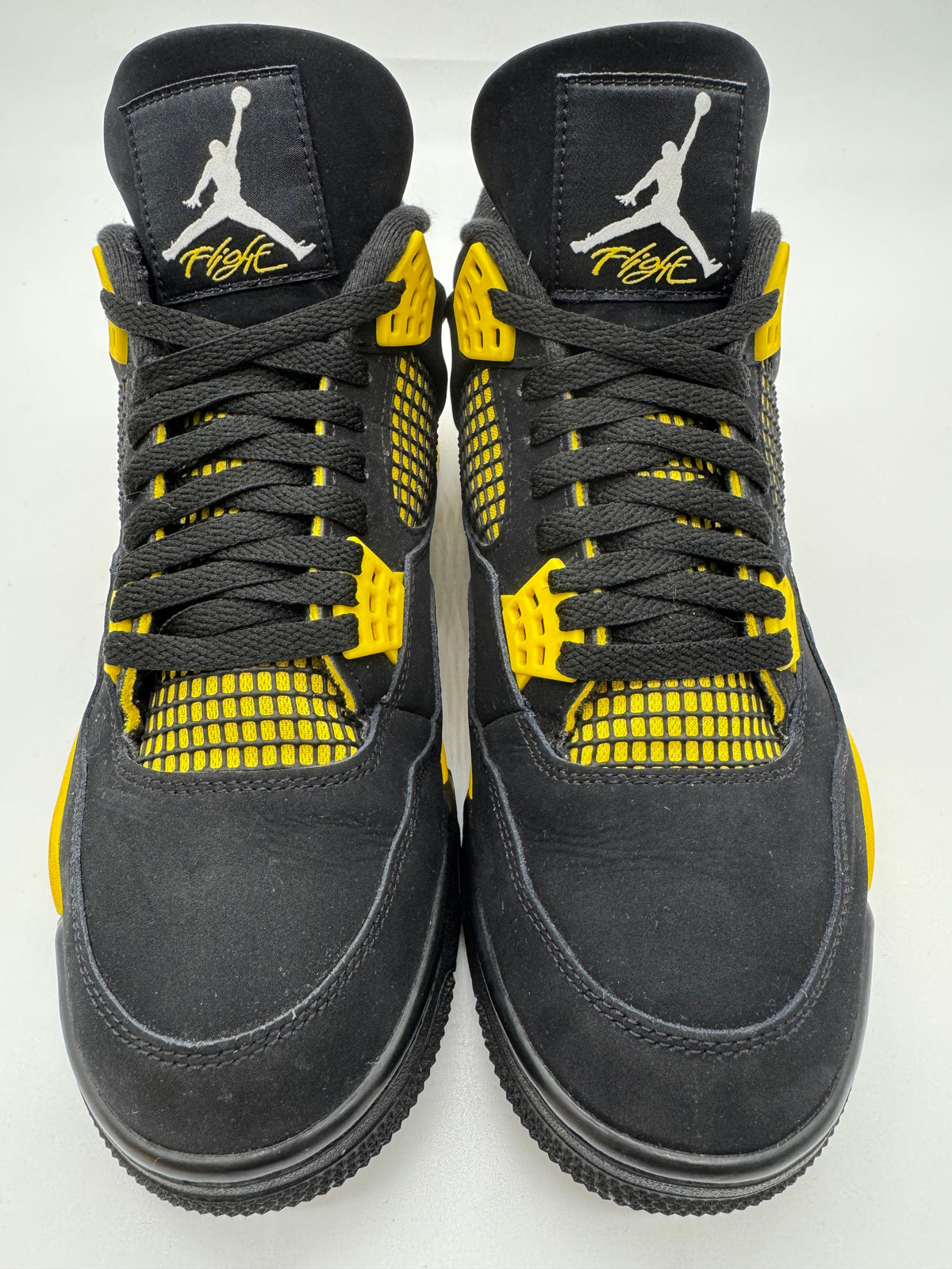 Jordan 4 Thunder (2023)