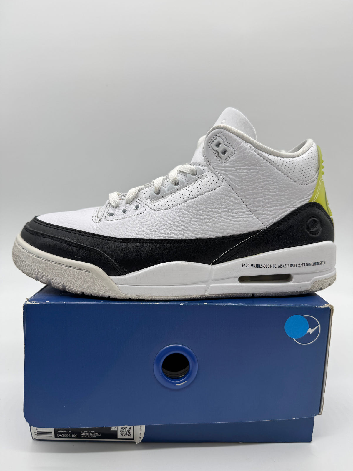 Jordan 3 Fragment