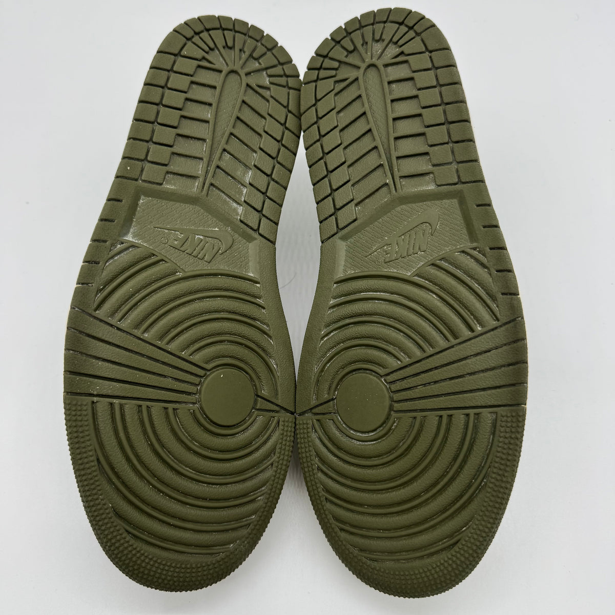 Jordan 1 Low Medium Olive