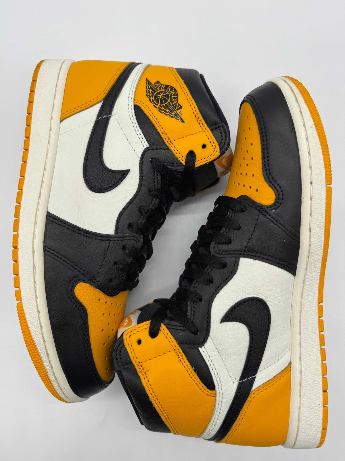 Jordan 1 High OG Taxi
