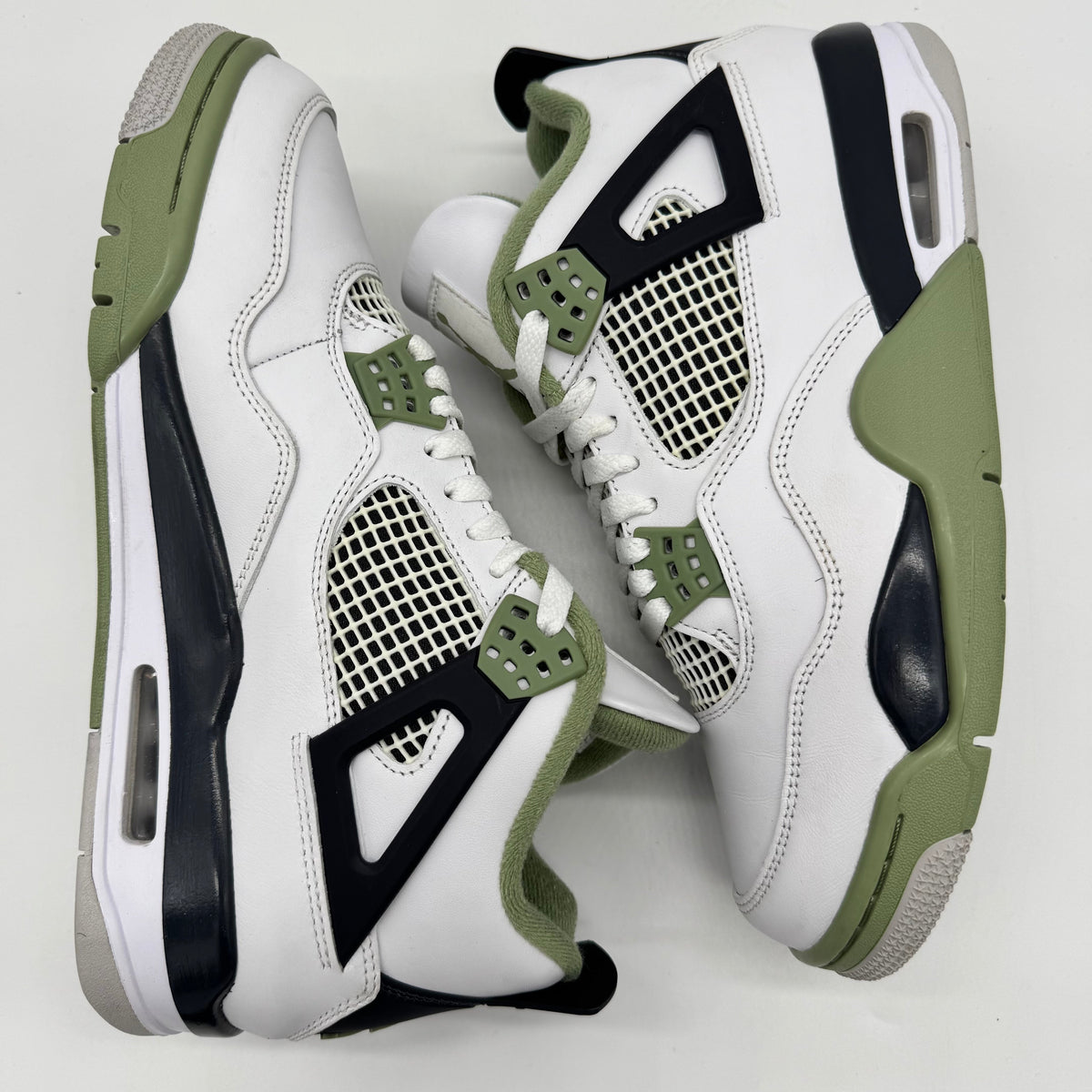 Jordan 4 Seafoam (Women's)