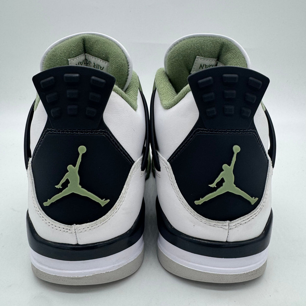 Jordan 4 Seafoam (Women's)