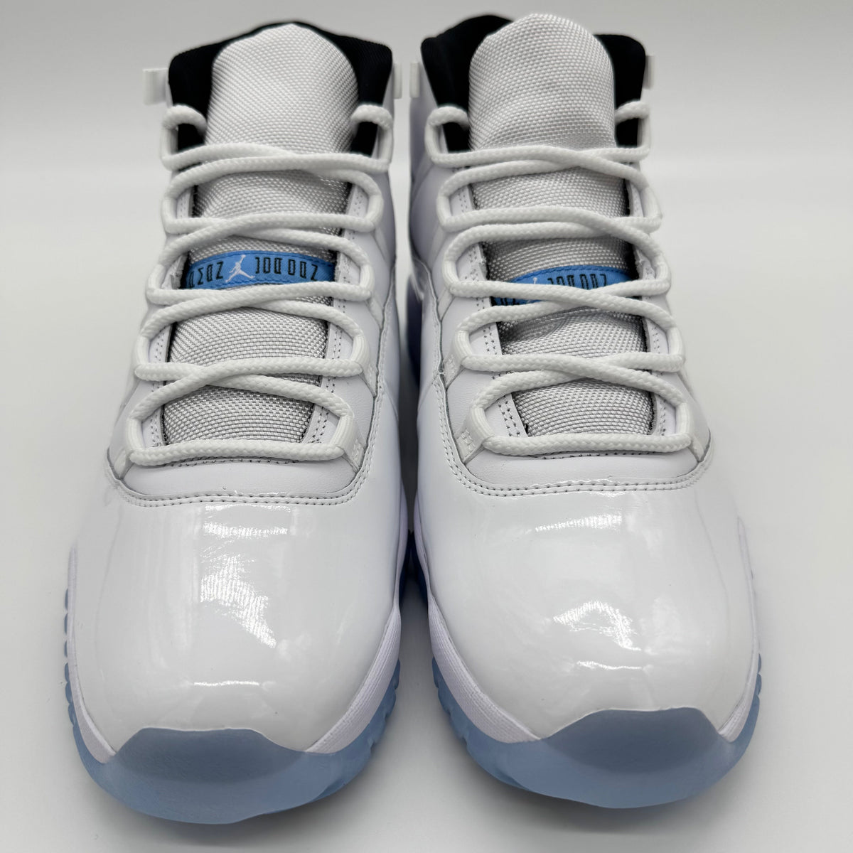 Jordan 11 Legend Blue (2024)
