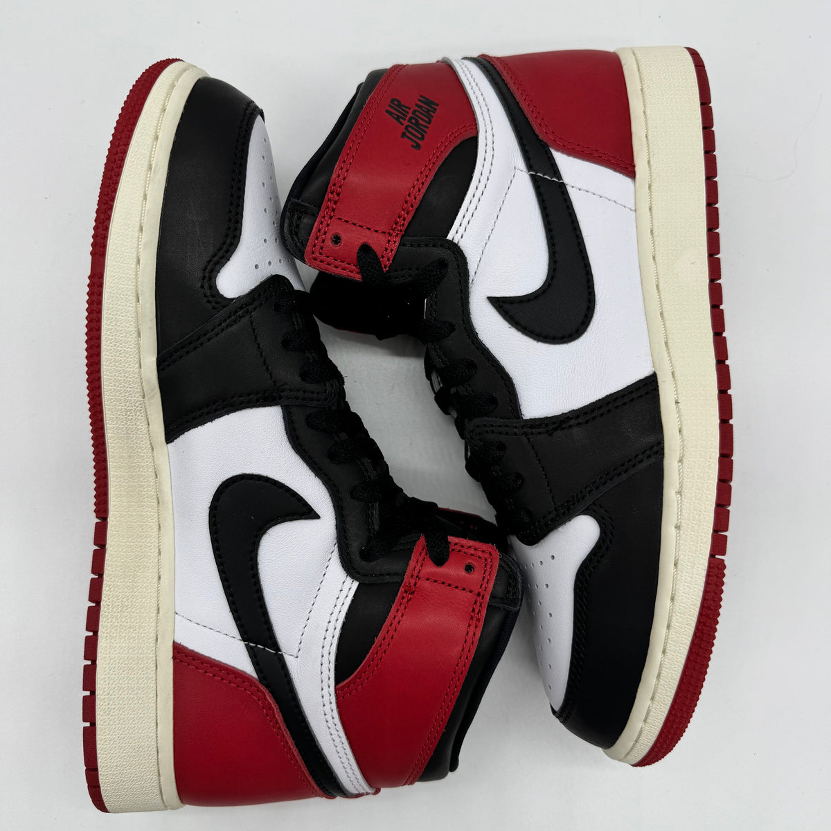 Jordan 1 High Black Toe Reimagined (GS)