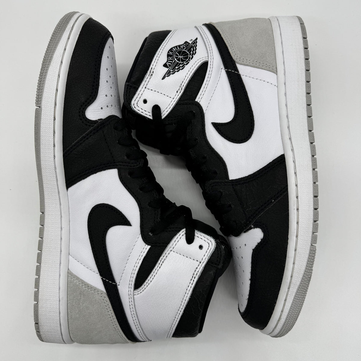 Jordan 1 High OG Bleached Coral