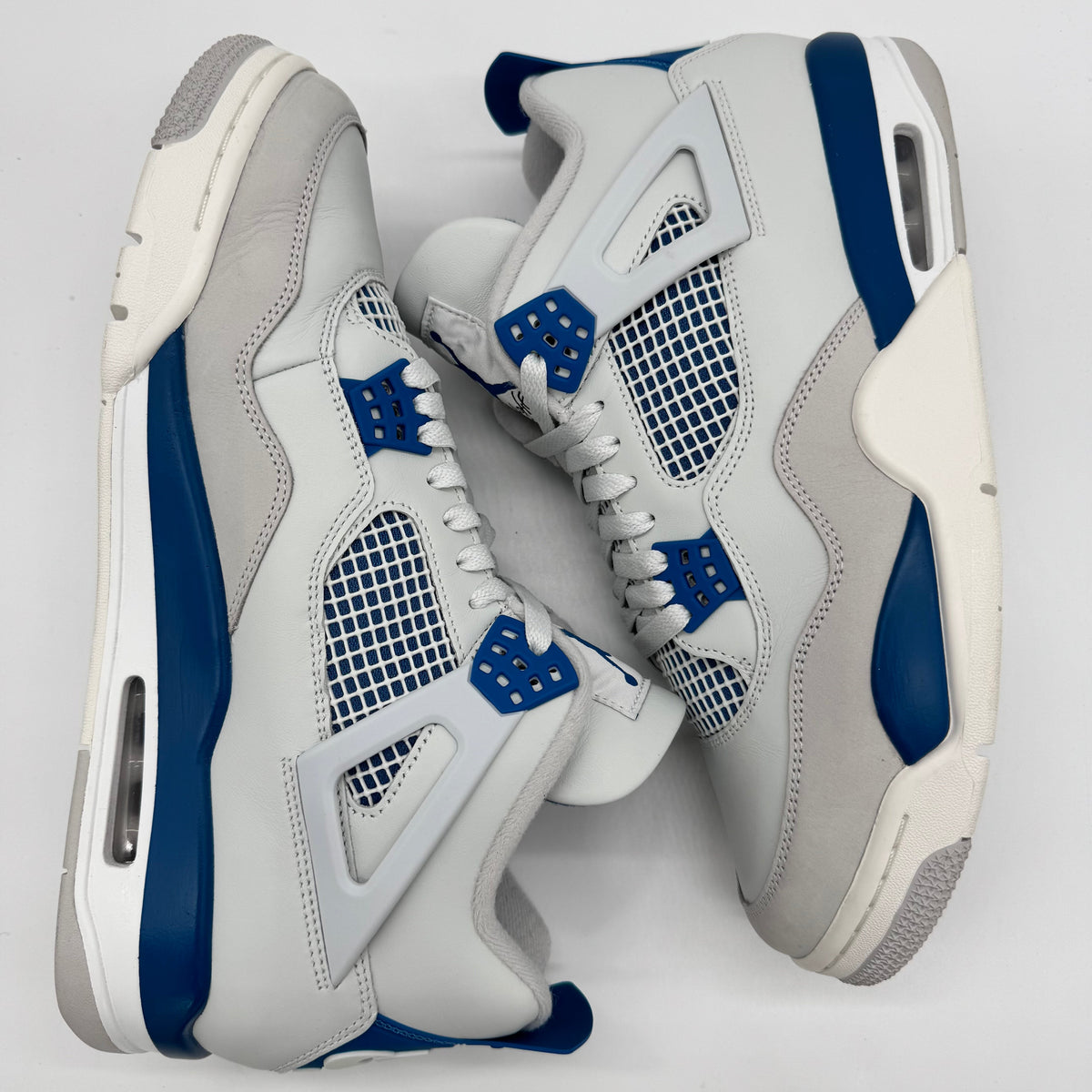 Jordan 4 Military Blue  (2024)