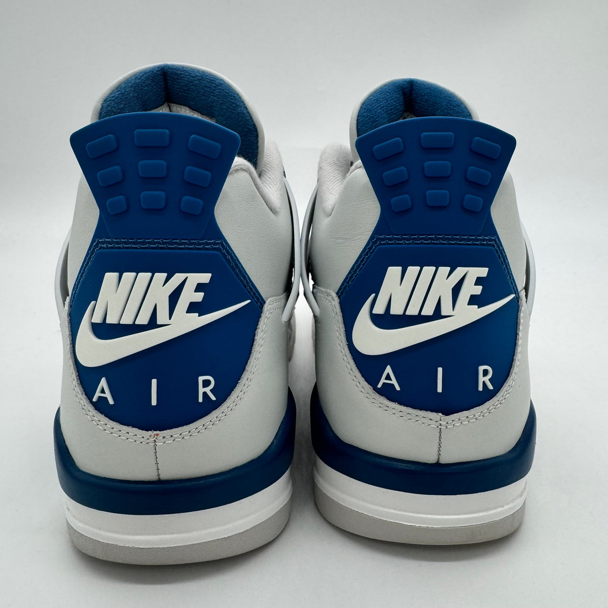 Jordan 4 Military Blue  (2024)