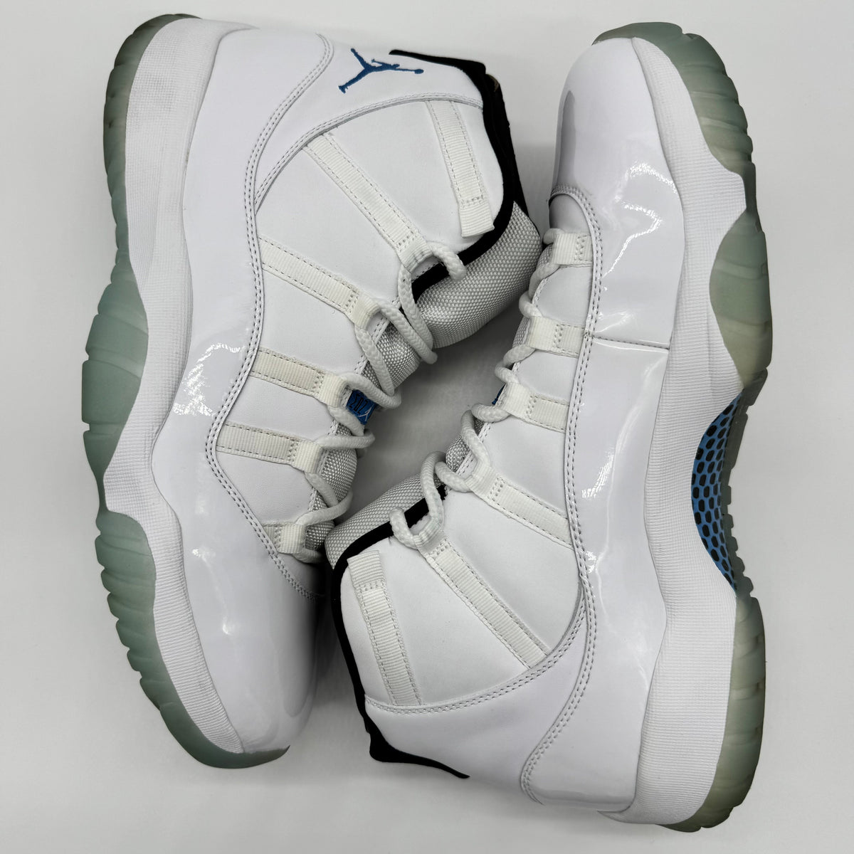 Jordan 11 Legend Blue (2014)