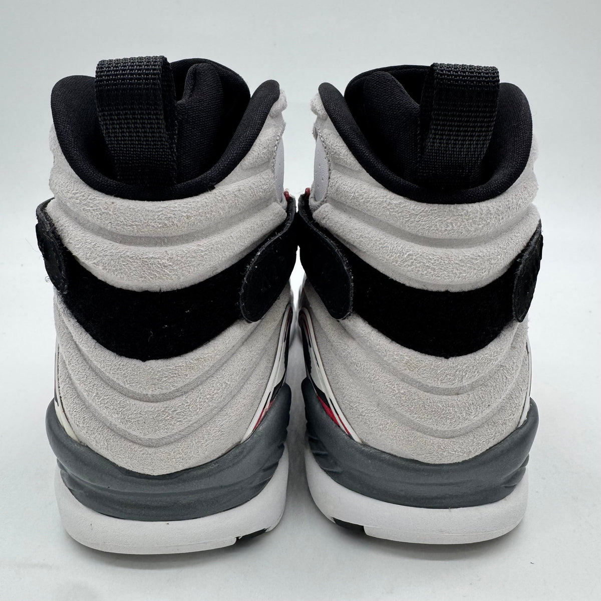 Jordan 8 Bugs Bunny (2013)