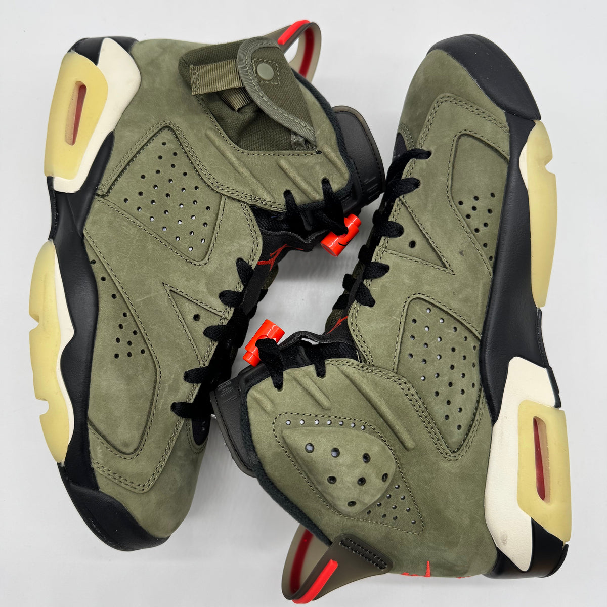 Jordan 6 Travis Scott