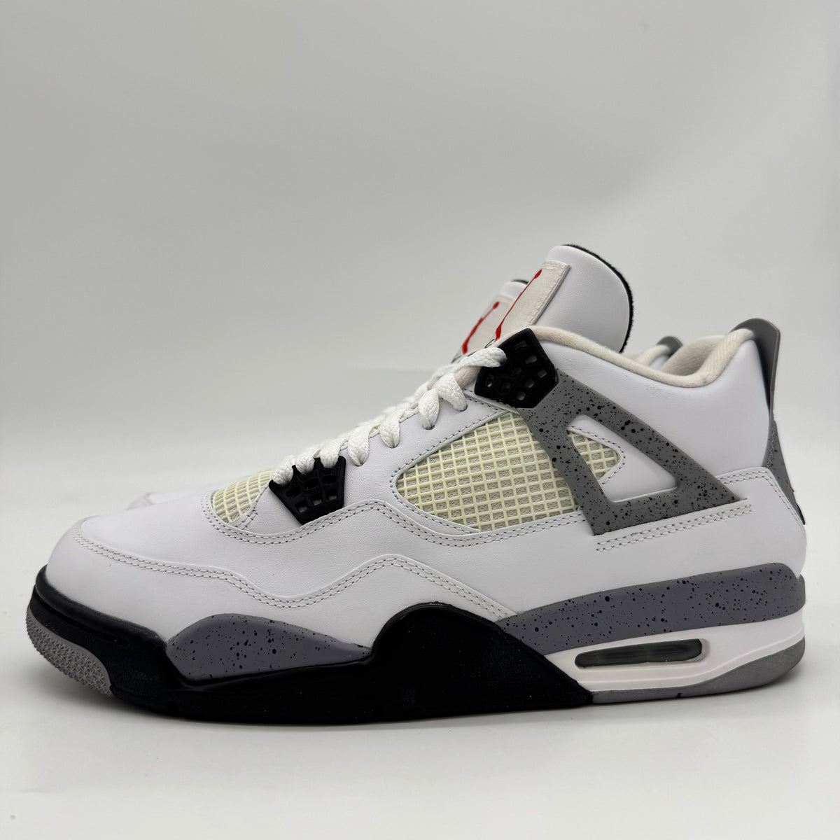 Jordan 4 White Cement (2012)