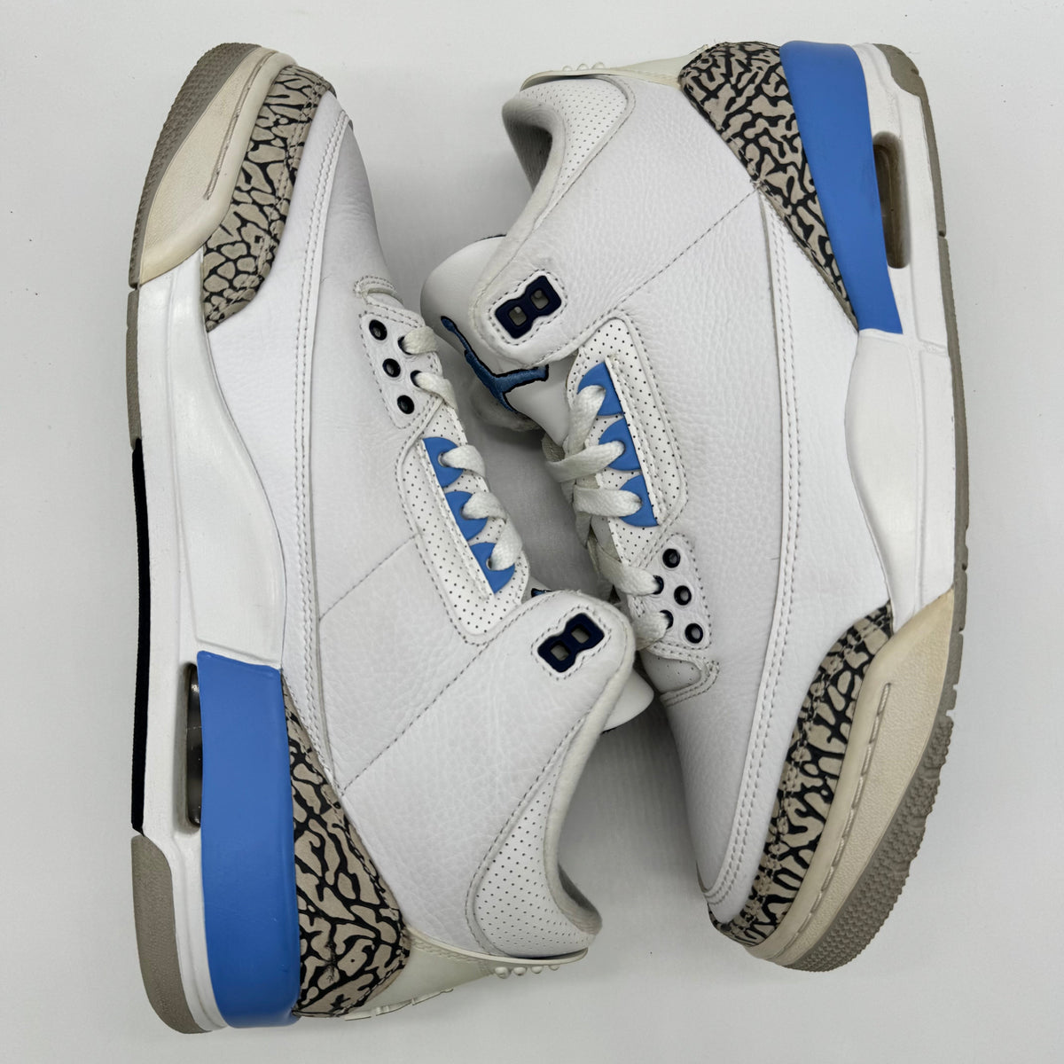Jordan 3 UNC (2020)