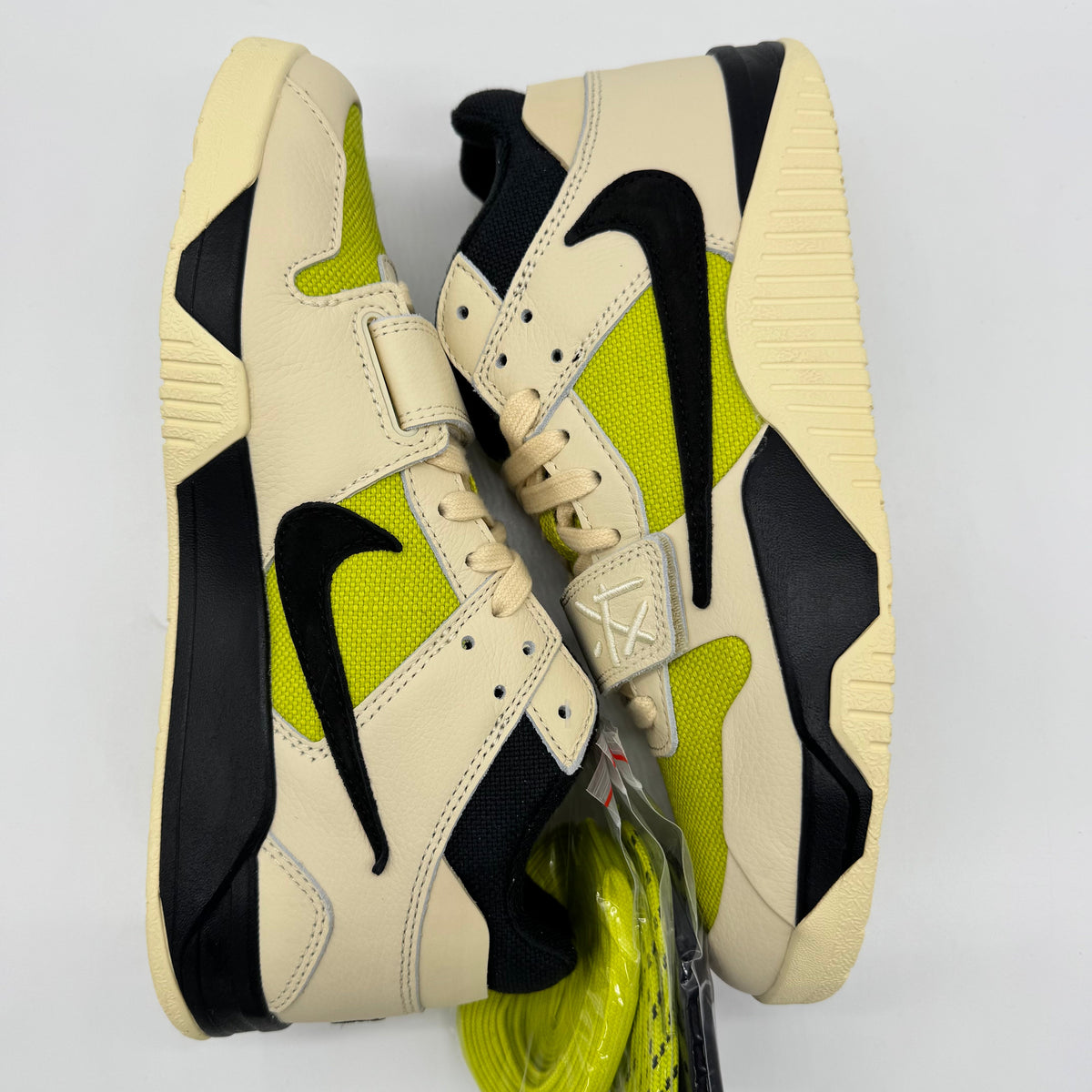 Jordan Jumpman Jack TR Travis Scott Bright Cactus