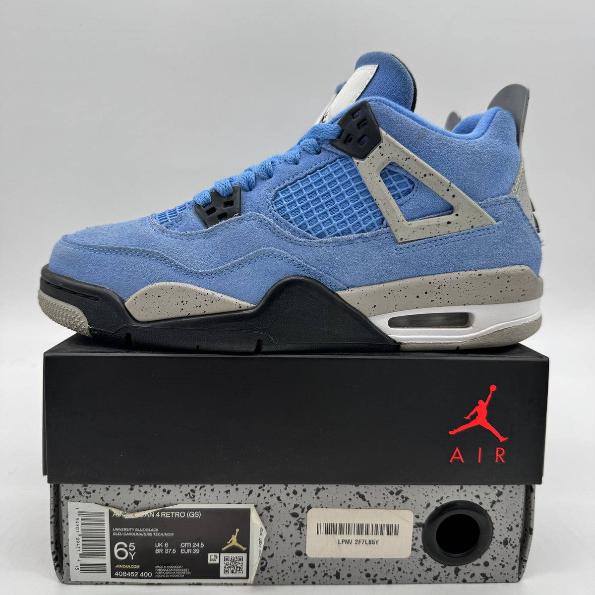 Jordan 4 University Blue