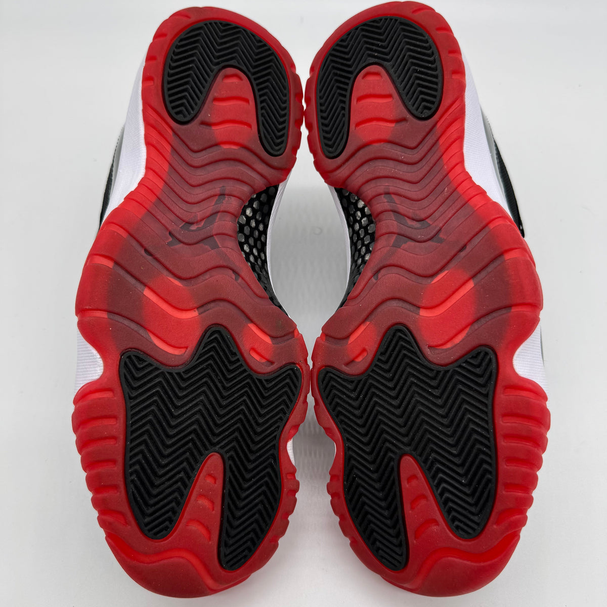 Jordan 11 Low Bred (2025)