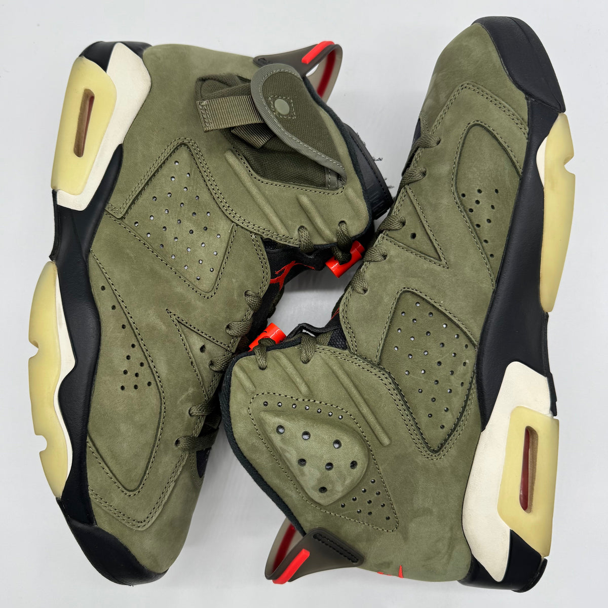Jordan 6 Travis Scott