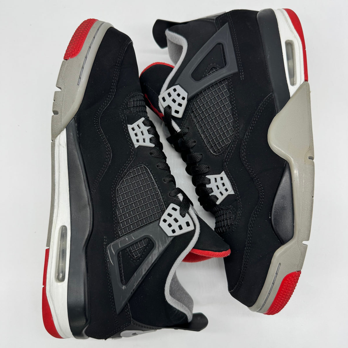 Jordan 4 Bred (2019)