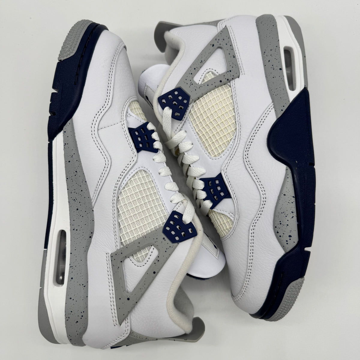 Jordan 4 Midnight Navy