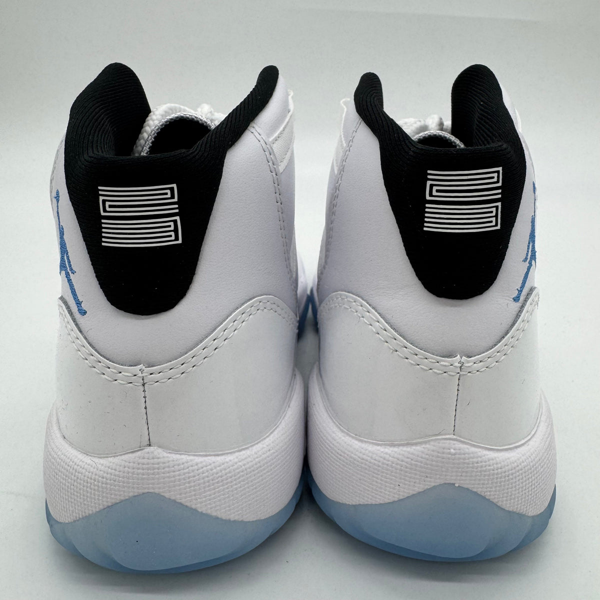 Jordan 11 Legend Blue (2024) (GS)