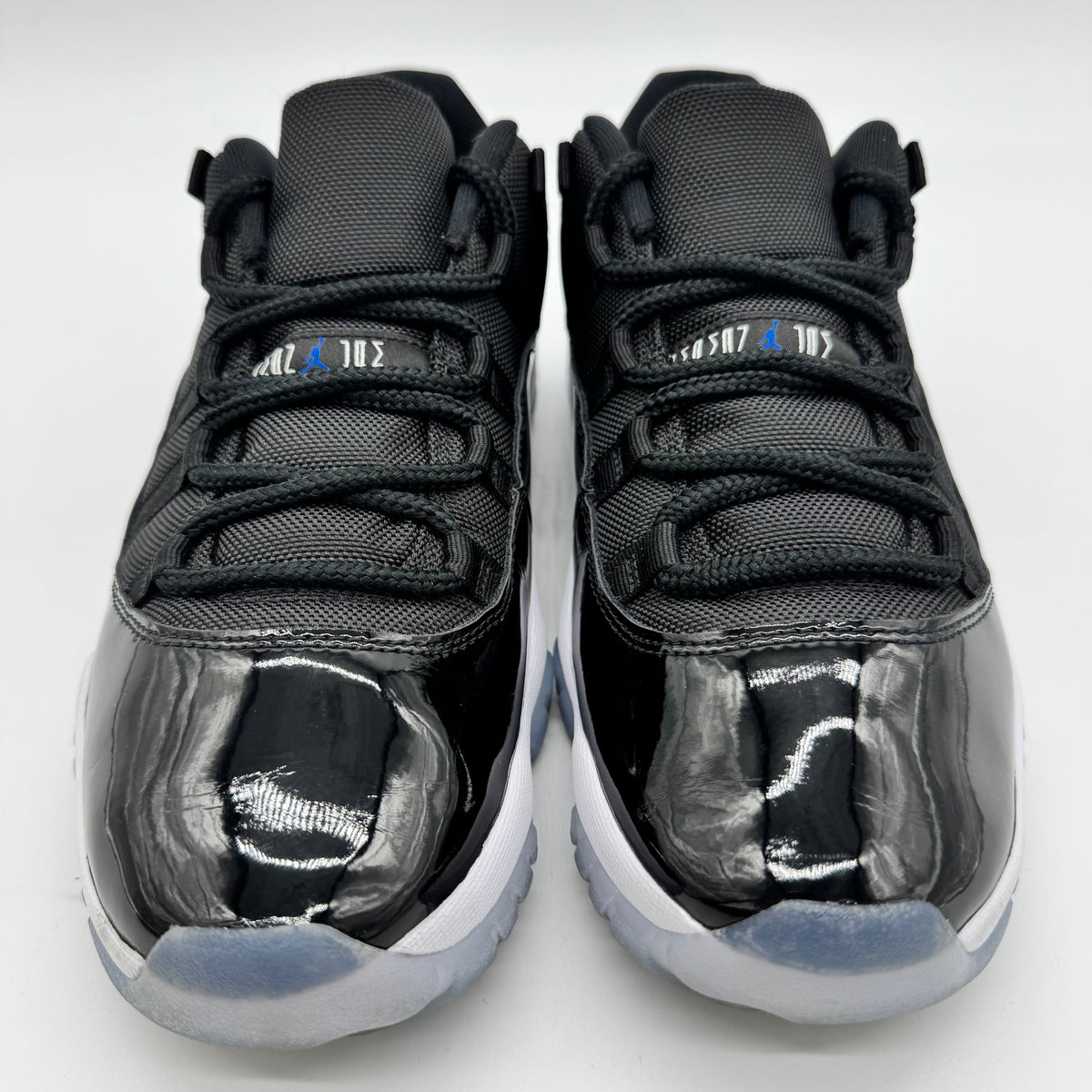 Jordan 11 Low Space Jam