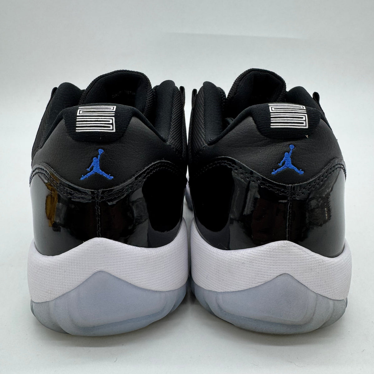Jordan 11 Low Space Jam