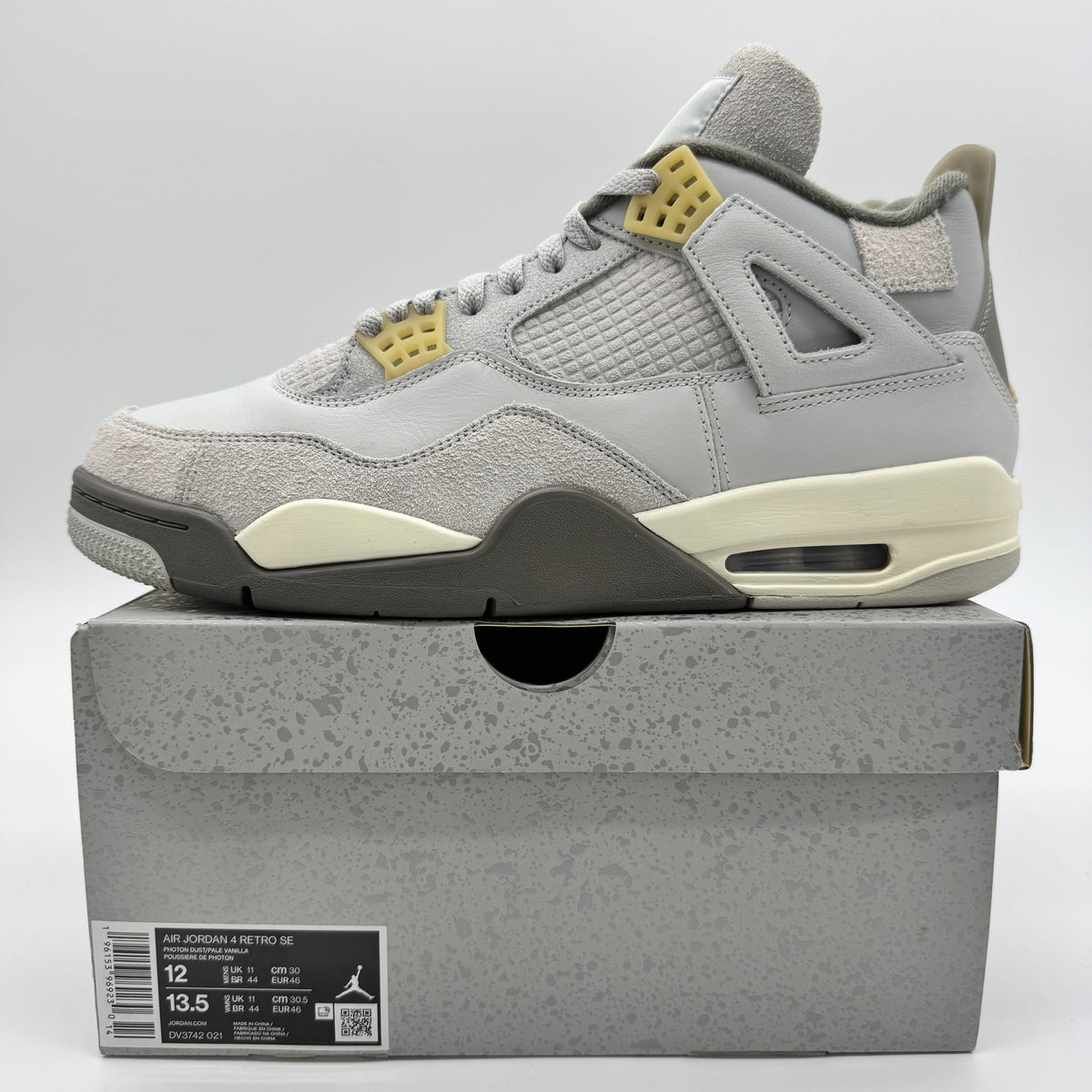 Jordan 4 Craft Photon Dust
