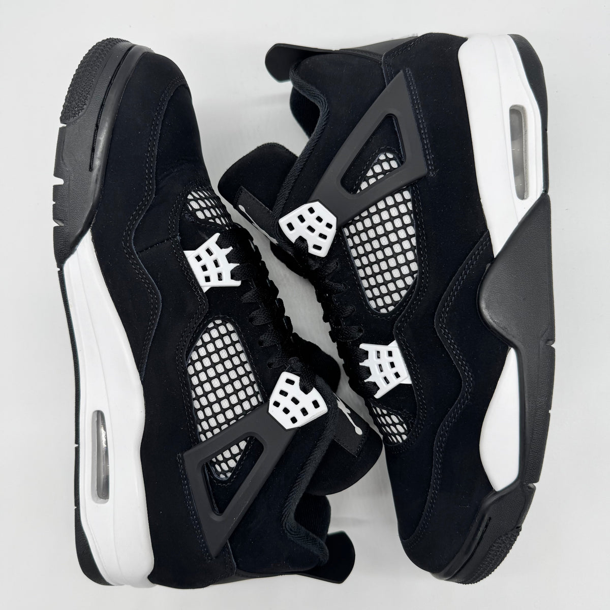 Jordan 4 White Thunder