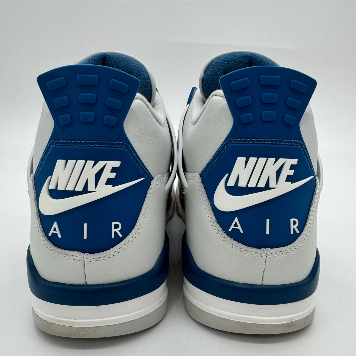 Jordan 4 Military Blue (2024)